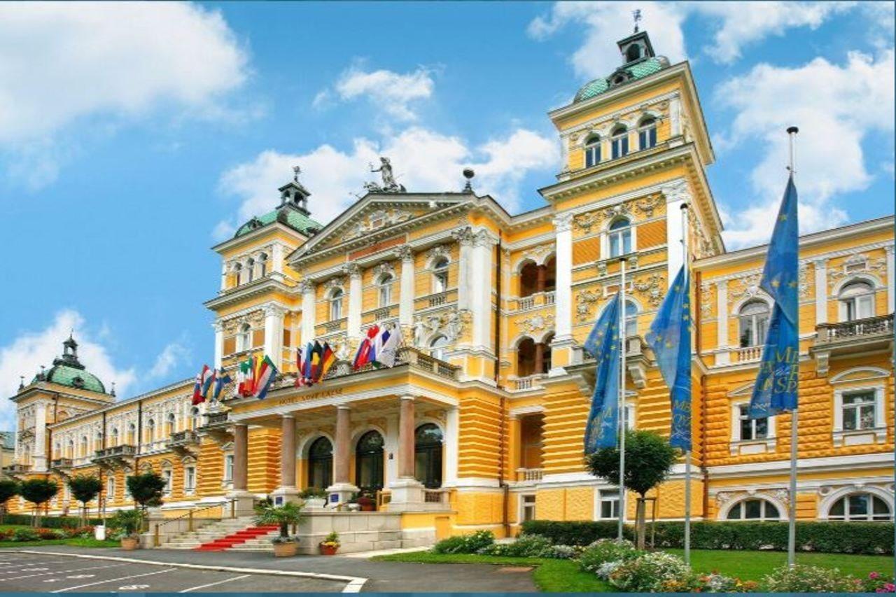 Ensana Nove Lazne Hotel Mariënbad Buitenkant foto