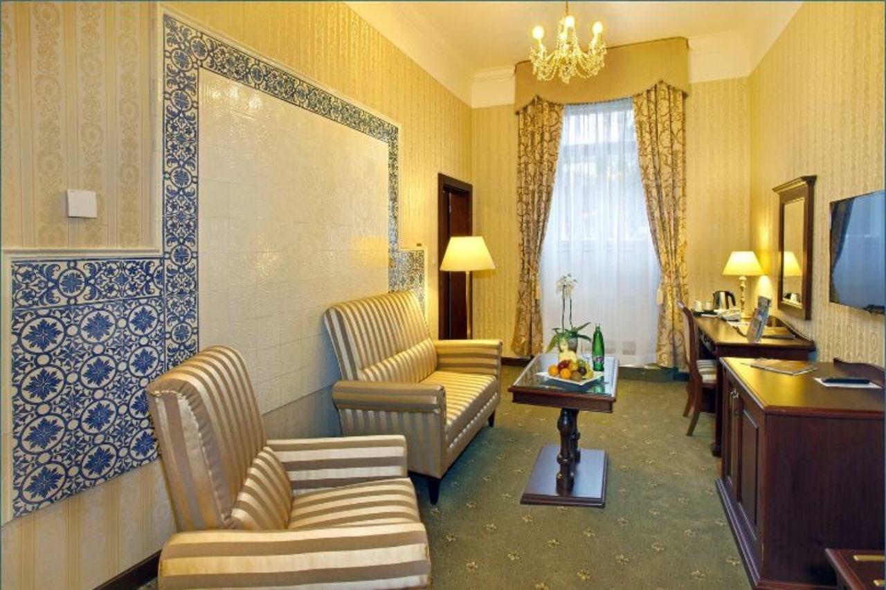 Ensana Nove Lazne Hotel Mariënbad Buitenkant foto