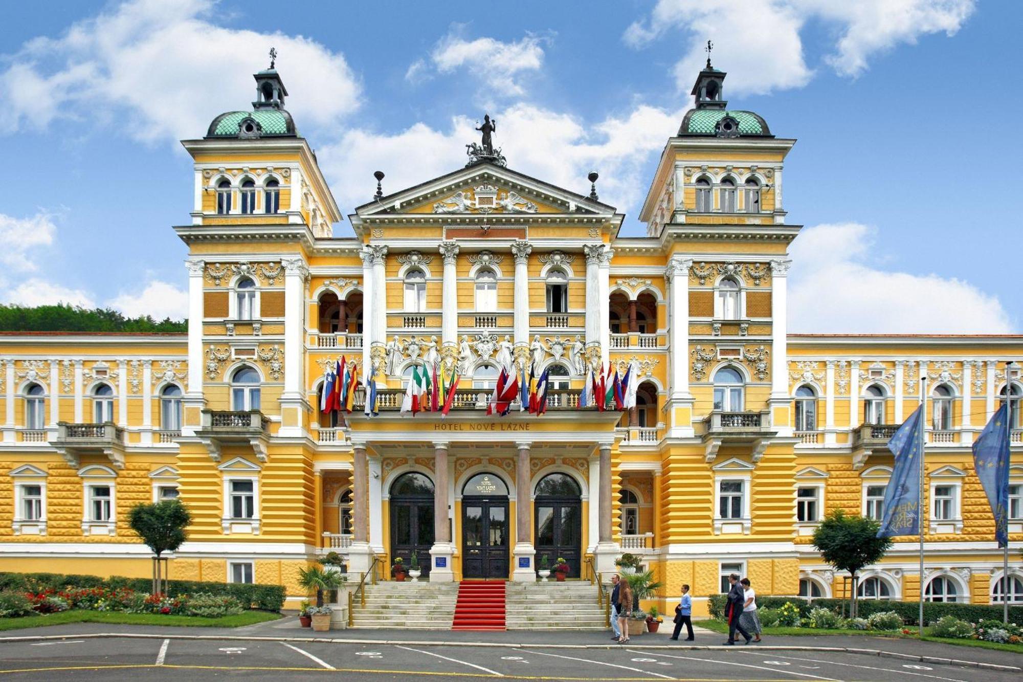 Ensana Nove Lazne Hotel Mariënbad Buitenkant foto