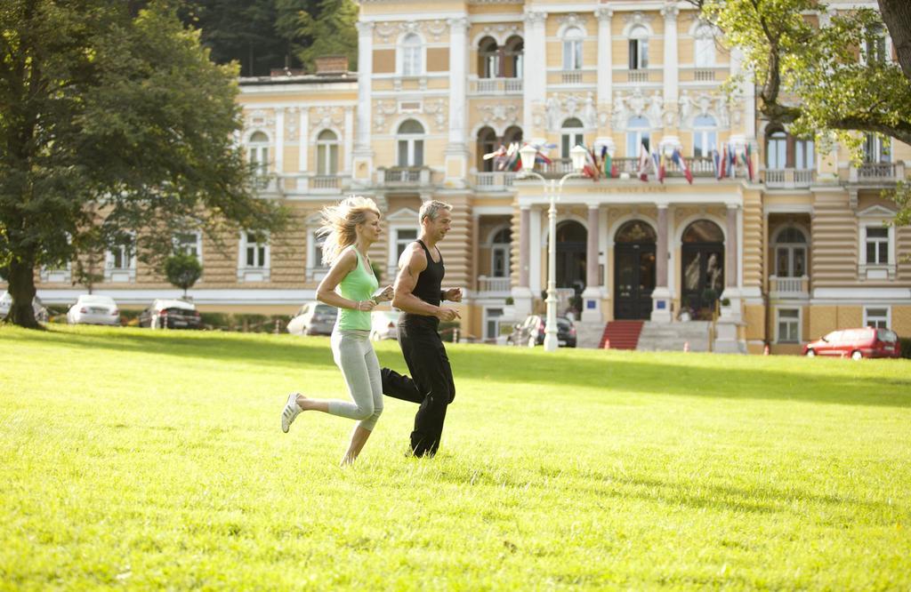 Ensana Nove Lazne Hotel Mariënbad Buitenkant foto