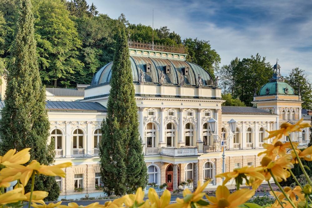 Ensana Nove Lazne Hotel Mariënbad Buitenkant foto